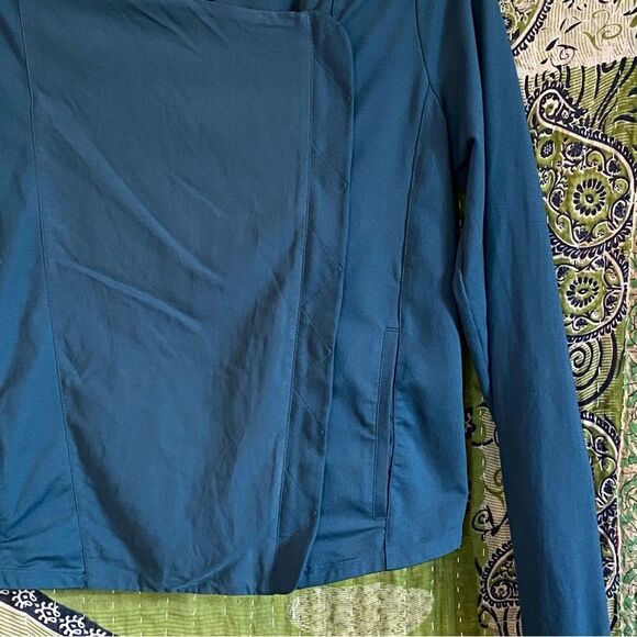 🚨FINAL OFFER Under Armour Dark Teal StudioLux Fitted Moto Jacket Size Medium - Picture 6 of 14